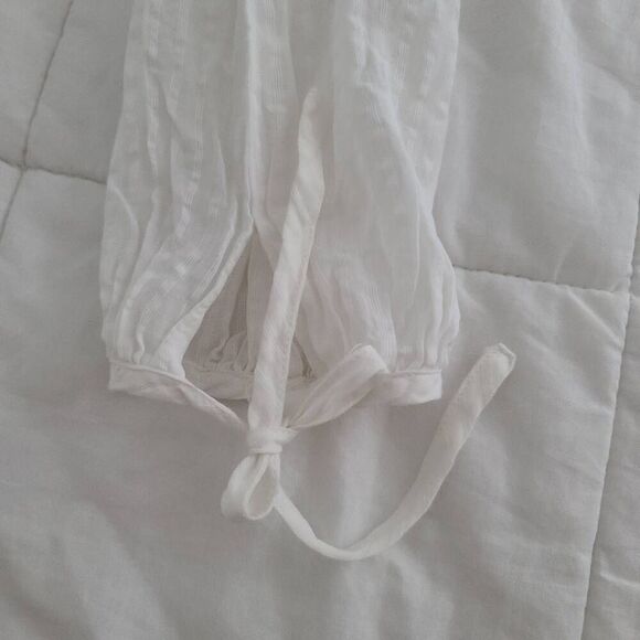 Chevignon Women's White Collared Long Sleeve Button Front Shirt Size Small - Picture 8 of 15